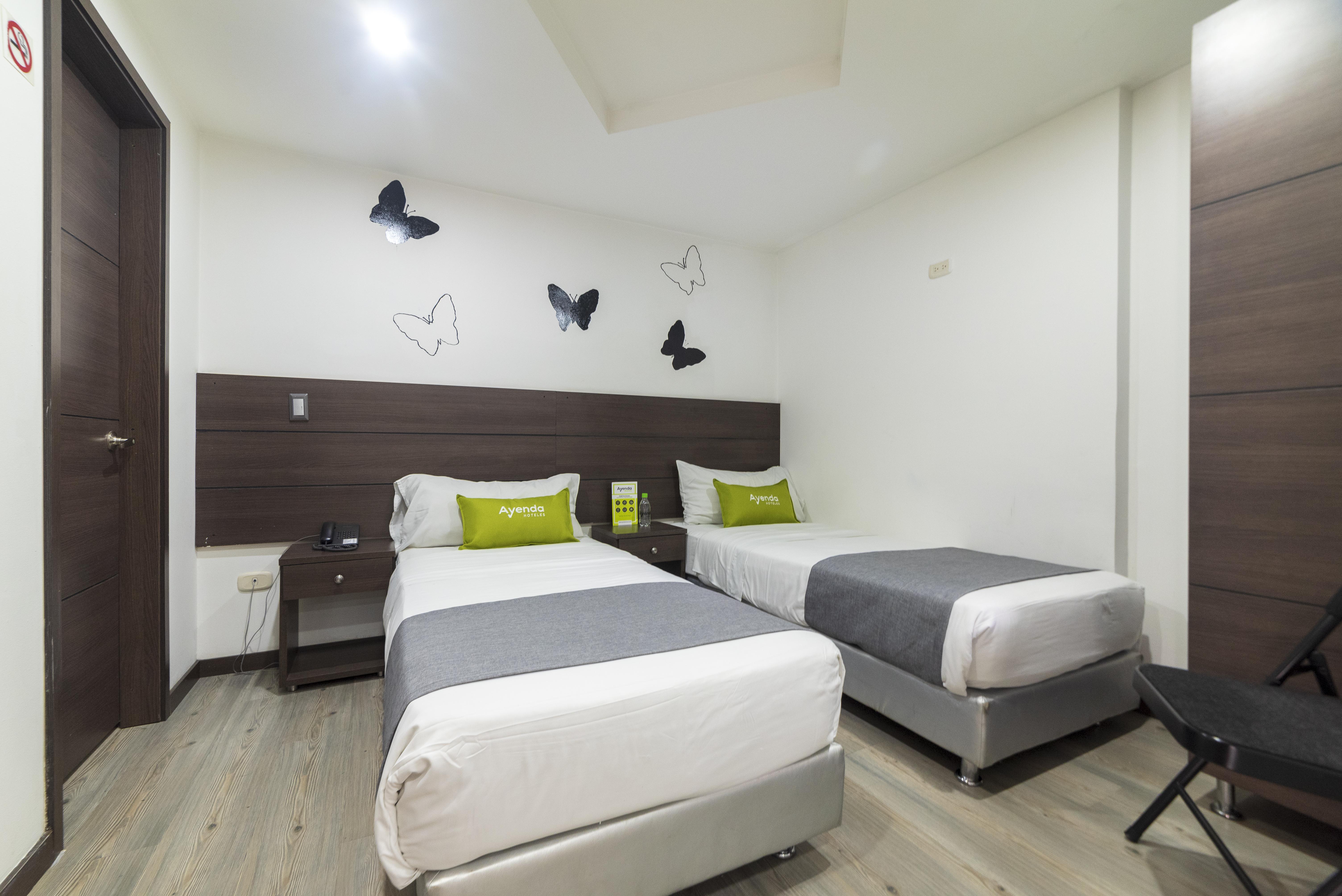 Hotel Expo Hotel Ferial Bogota Exterior photo